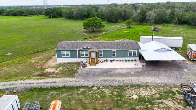 1576 Settlers Way, Seguin, TX 78155