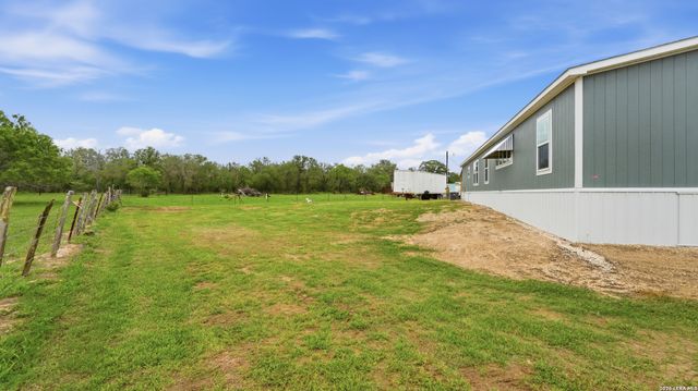 1576 Settlers Way, Seguin, TX 78155