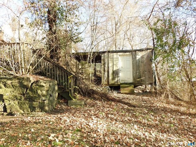 11 Division Street, Norwich, CT 06360