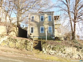 11 Division Street, Norwich, CT 06360