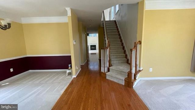 43326 COLUMBUS ST, Ashburn, VA 20147