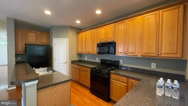 43326 COLUMBUS ST, Ashburn, VA 20147