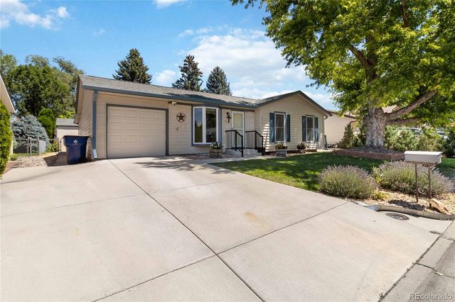 3276 S Hoyt Way, Denver, CO 80227