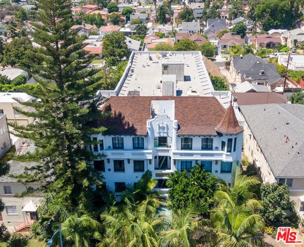 2041 N Vermont Avenue, Los Angeles, CA 90027