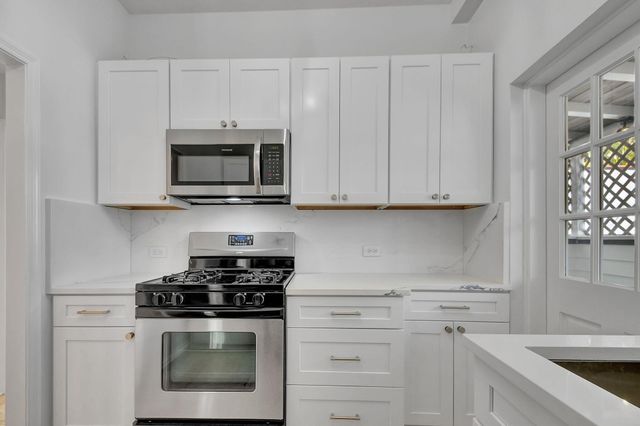 218 Worth Avenue, Palm Beach, FL 33480