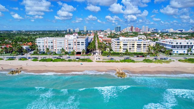 218 Worth Avenue, Palm Beach, FL 33480