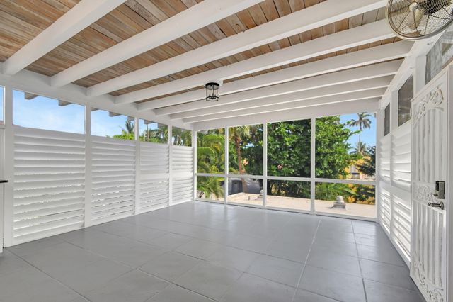 218 Worth Avenue, Palm Beach, FL 33480