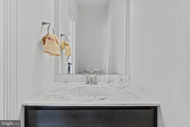 669 BRITTANY DRIVE, Mechanicsburg, PA 17055