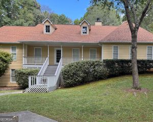 345 Little Creek Drive, Sharpsburg, GA 30277