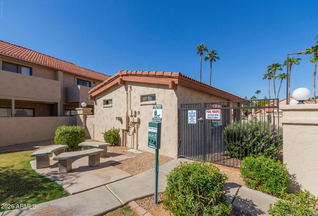 2940 N Oregon Street 3, Chandler, AZ 85225