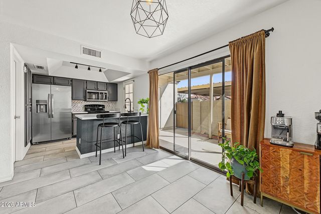 2940 N Oregon Street 3, Chandler, AZ 85225