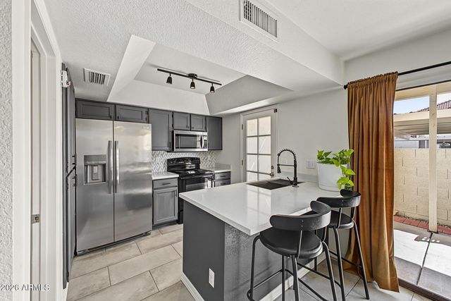 2940 N Oregon Street 3, Chandler, AZ 85225