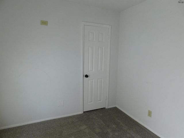 437 W 3RD STREET, Burkburnett, TX 76354