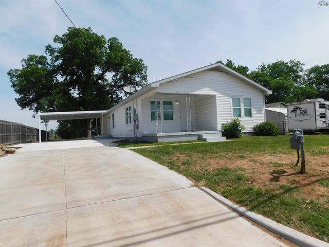 437 W 3RD STREET, Burkburnett, TX 76354