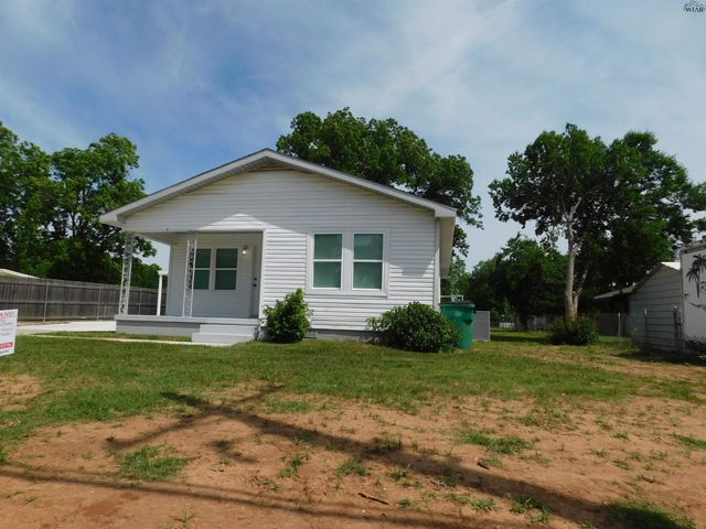 437 W 3RD STREET, Burkburnett, TX 76354
