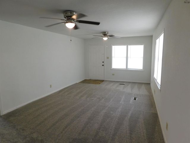 437 W 3RD STREET, Burkburnett, TX 76354