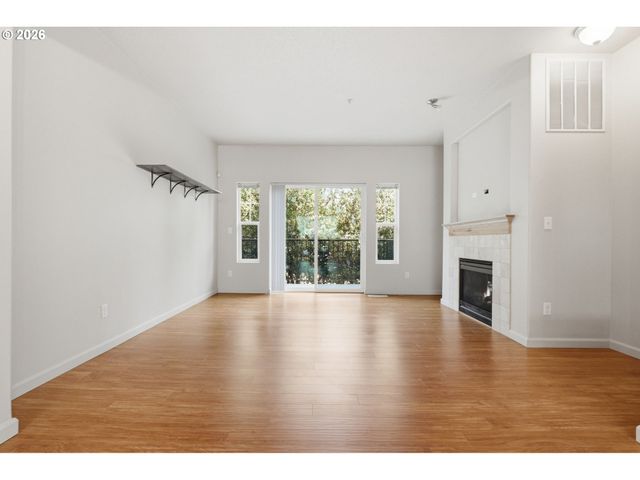 10525 Ne CEDAR FALLS Loop, Beaverton, OR 97006