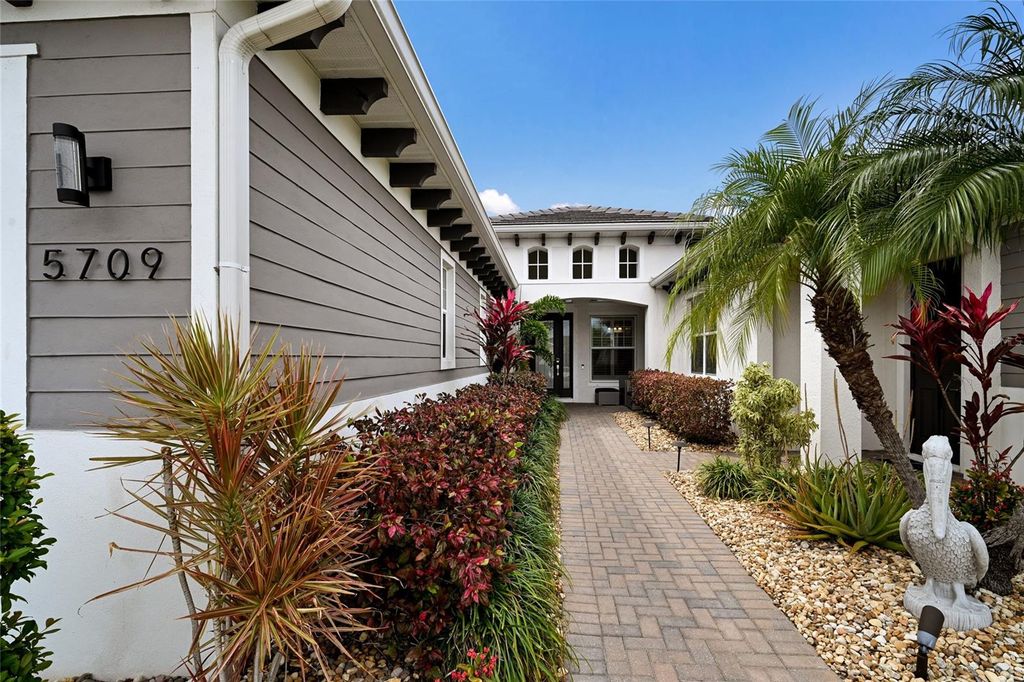 Image 12 of property listing at 5709 TIDEWATER PRESERVE BOULEVARD, Bradenton, FL 34208