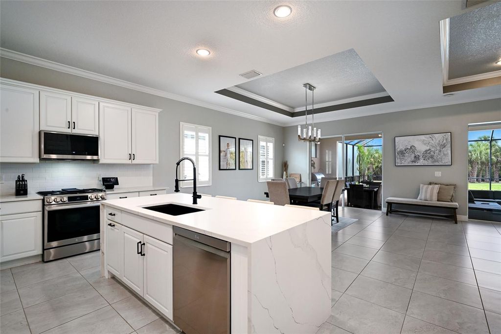 Image 15 of property listing at 5709 TIDEWATER PRESERVE BOULEVARD, Bradenton, FL 34208