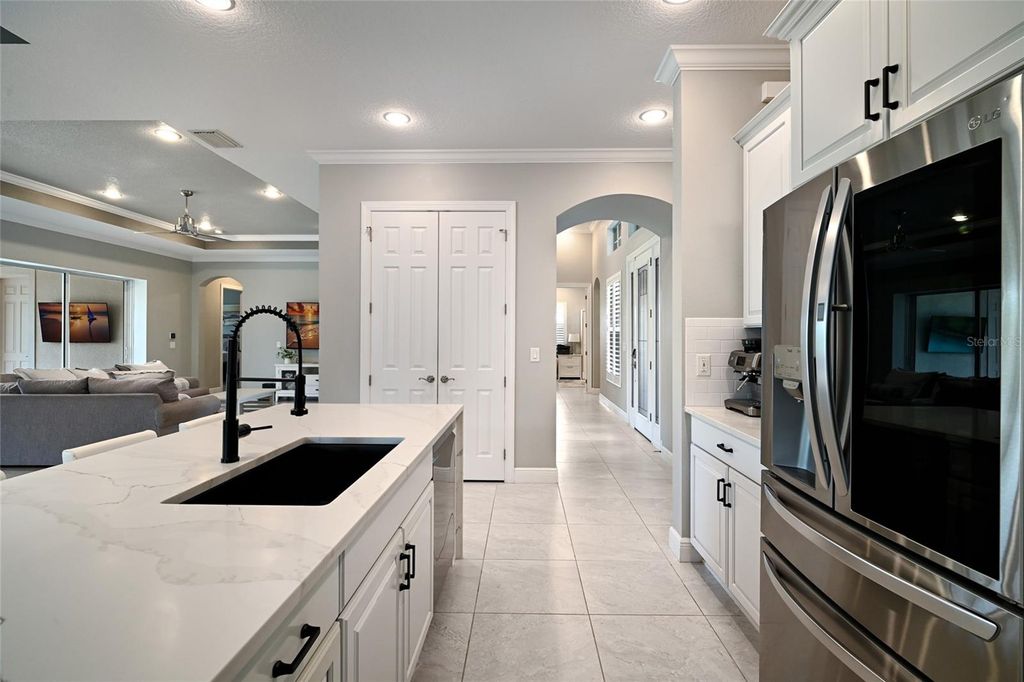 Image 10 of property listing at 5709 TIDEWATER PRESERVE BOULEVARD, Bradenton, FL 34208
