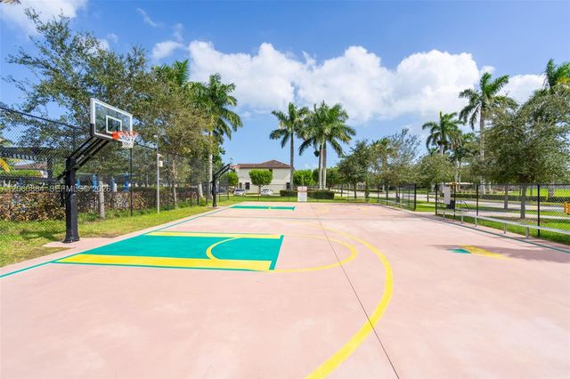 11429 SW 253rd St, Homestead, FL 33032