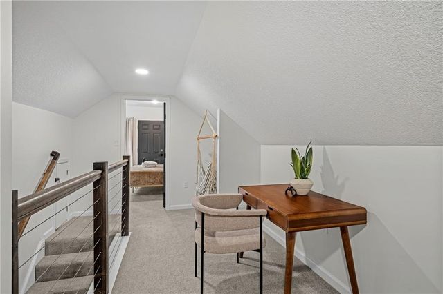 2105 W 43rd Avenue, Kansas City, KS 66103