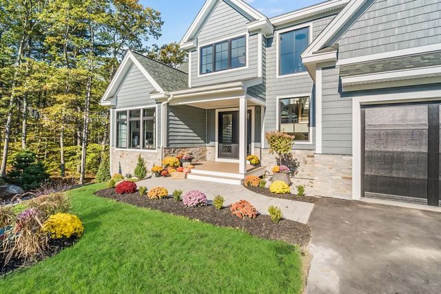 63 Commanders Helm, Laconia, NH 03246