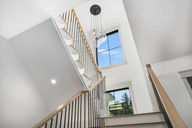 63 Commanders Helm, Laconia, NH 03246