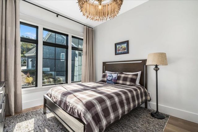 63 Commanders Helm, Laconia, NH 03246