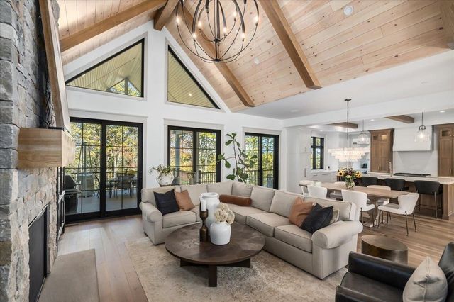 63 Commanders Helm, Laconia, NH 03246