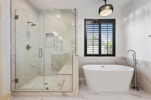 4523 Maple Street, Bellaire, TX 77401