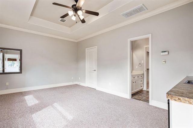 4523 Maple Street, Bellaire, TX 77401