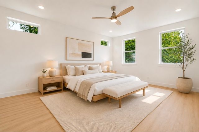 2416 Pennsylvania Avenue, Dallas, TX 75215