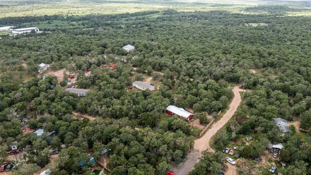 163 Northside LN, Cedar Creek, TX 78612