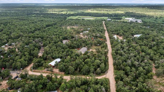 163 Northside LN, Cedar Creek, TX 78612