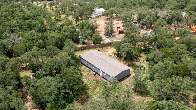 163 Northside LN, Cedar Creek, TX 78612