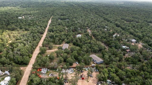 163 Northside LN, Cedar Creek, TX 78612