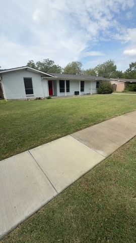 12511 Keyport Drive, Farmers Branch, TX 75234