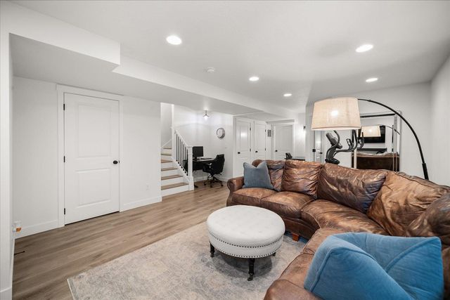 24960 E Pine Point Ct, Liberty Lake, WA 99019