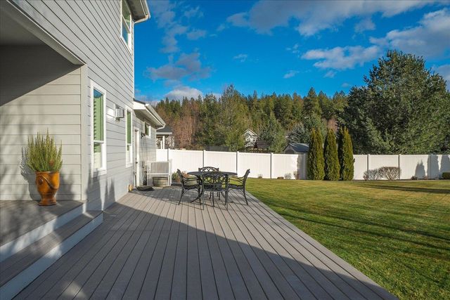 24960 E Pine Point Ct, Liberty Lake, WA 99019