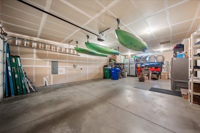 24960 E Pine Point Ct, Liberty Lake, WA 99019