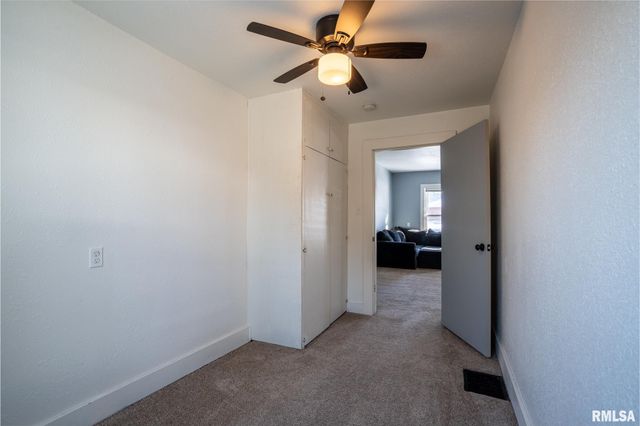 303 WASHINGTON Street, Carterville, IL 62918