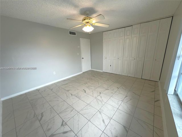 805 W Oakland Park Blvd D19, Oakland Park, FL 33311