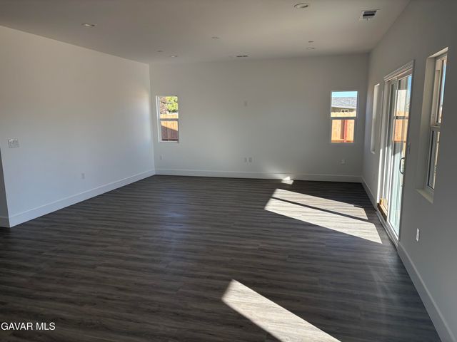 9010 Heather Avenue, California City, CA 93505