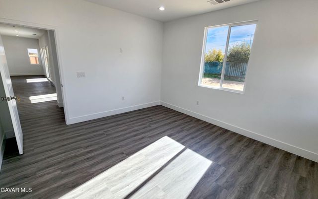 9010 Heather Avenue, California City, CA 93505