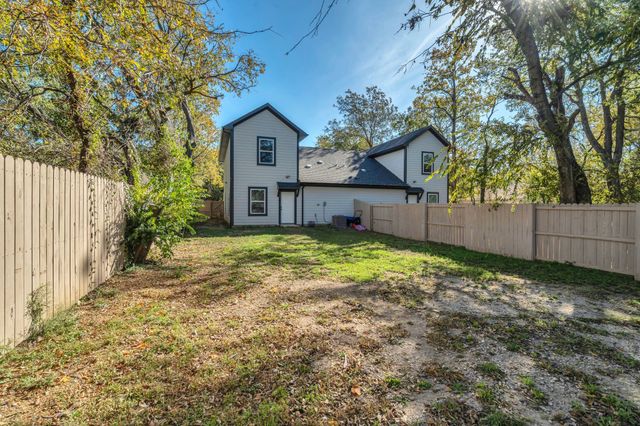 1213 Mill Street, Gainesville, TX 76240
