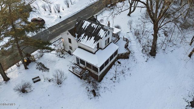 64 Putnam Road, Stillwater, NY 12170