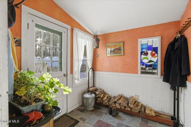 64 Putnam Road, Stillwater, NY 12170