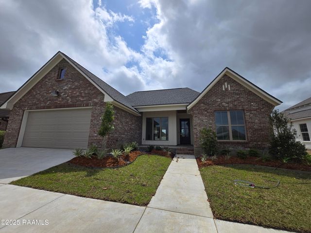 303 Crooked Stick Lane, Lafayette, LA 70506