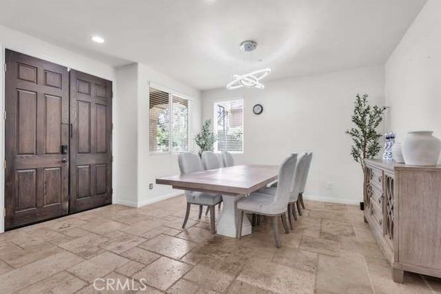 9849 Dreams, San Fernando, CA 91345